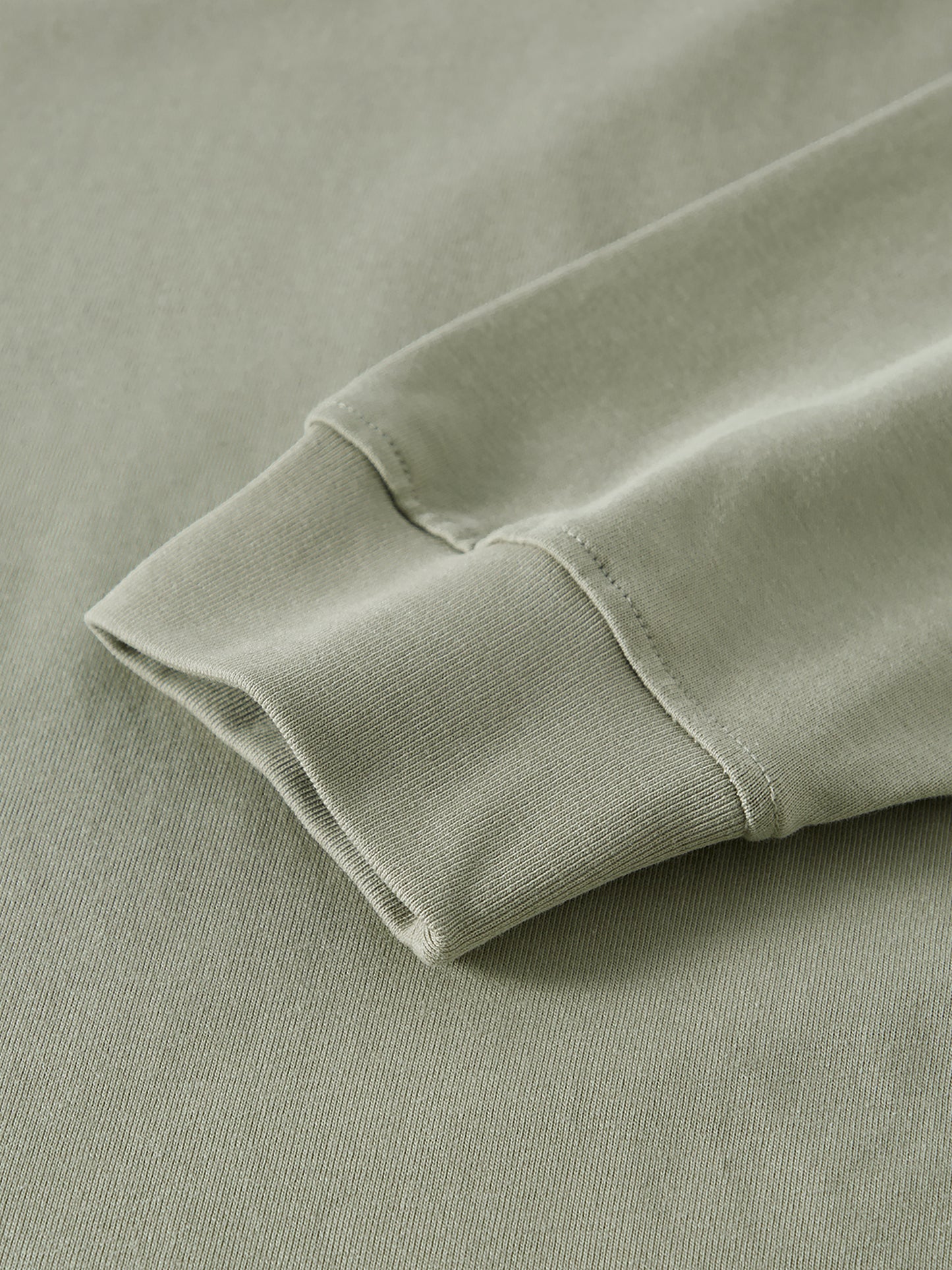 610 - LONGSLEEVE